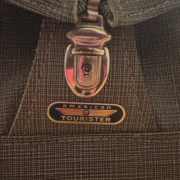 American Tourister vintage carry on luggage weekender with original lock & key - Picture 2 of 9